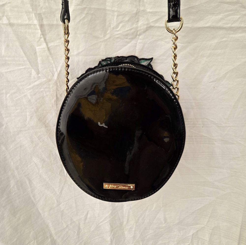 Betsey Johnson Skull Crossbody Bag - Picture 5 of 5